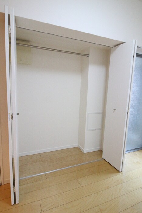 物件内観写真12　(収納)