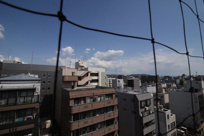 物件内観写真14　(室内からの展望)