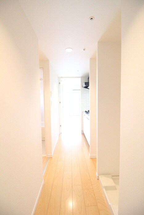 物件内観写真17　(廊下)