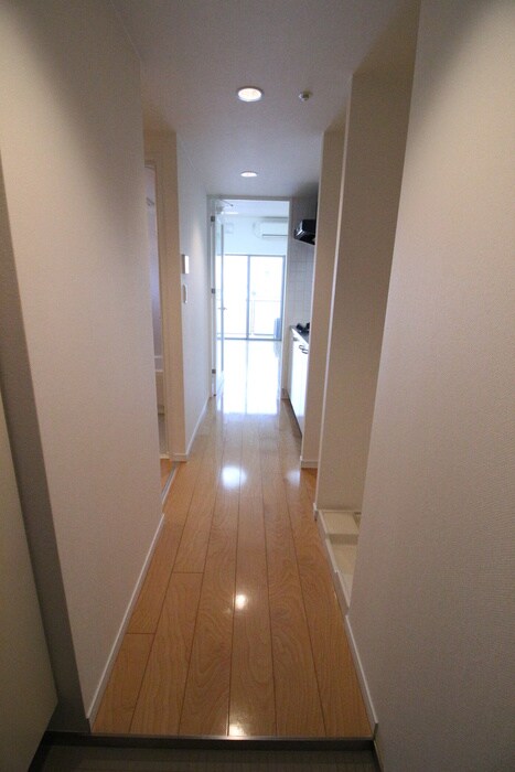 物件内観写真17　(廊下)