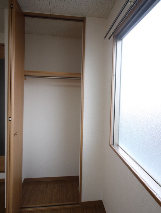 物件内観写真10　(収納)