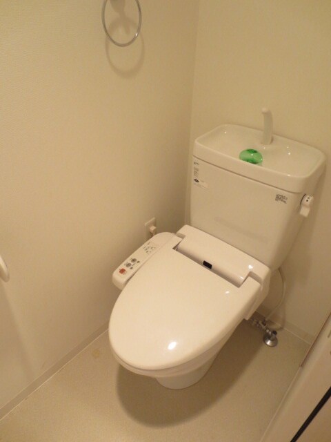 物件内観写真16　(トイレ)