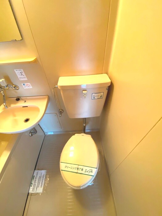 物件内観写真11　(トイレ)