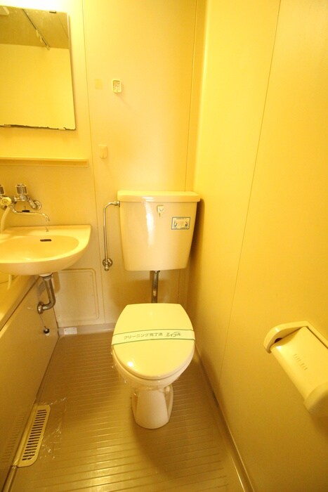 物件内観写真14　(トイレ)