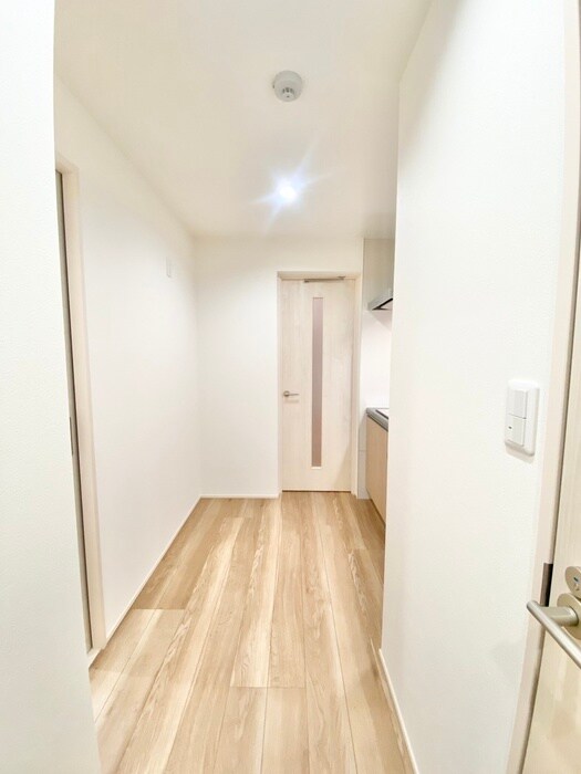 物件内観写真17　(廊下)