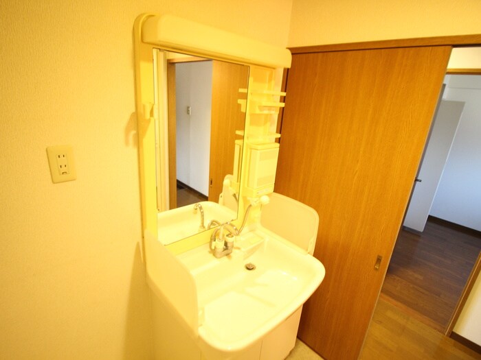 物件内観写真10　(洗面)