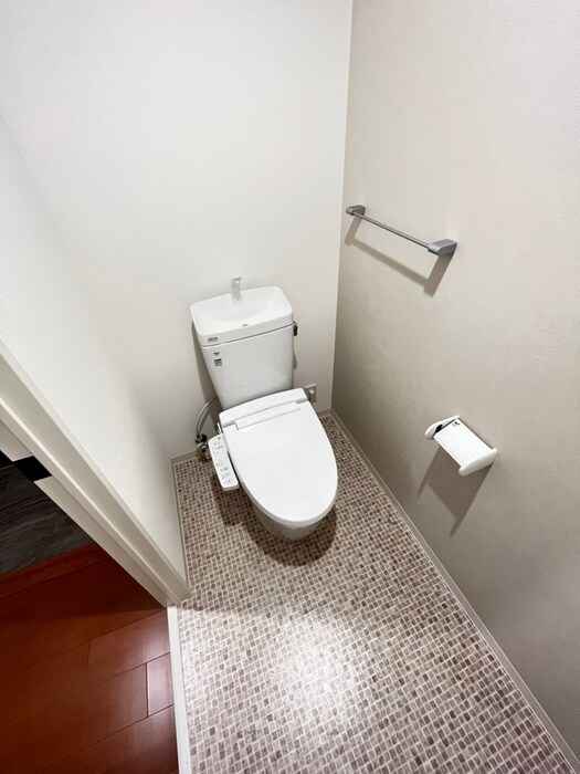 物件内観写真12　(トイレ)