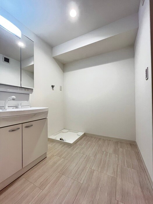 物件内観写真21　(洗濯機置場)