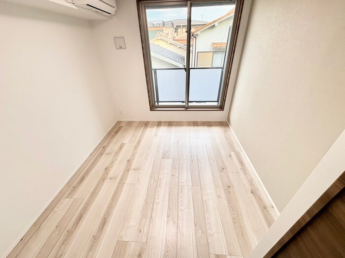 物件内観写真15　(居室)