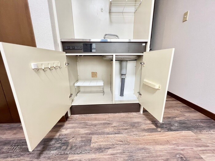 物件内観写真18　(収納)