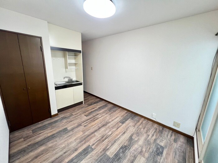 物件内観写真21　(居室)