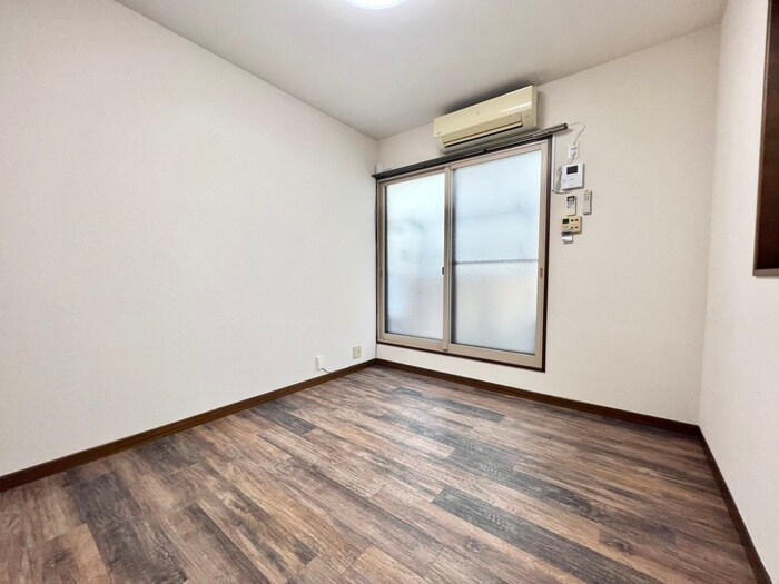 物件内観写真22　(居室)