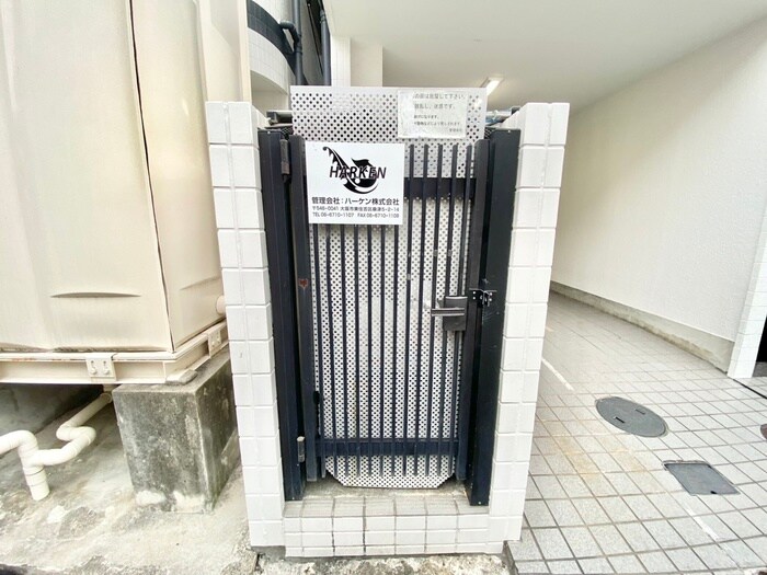 物件外観写真4　(建物設備)