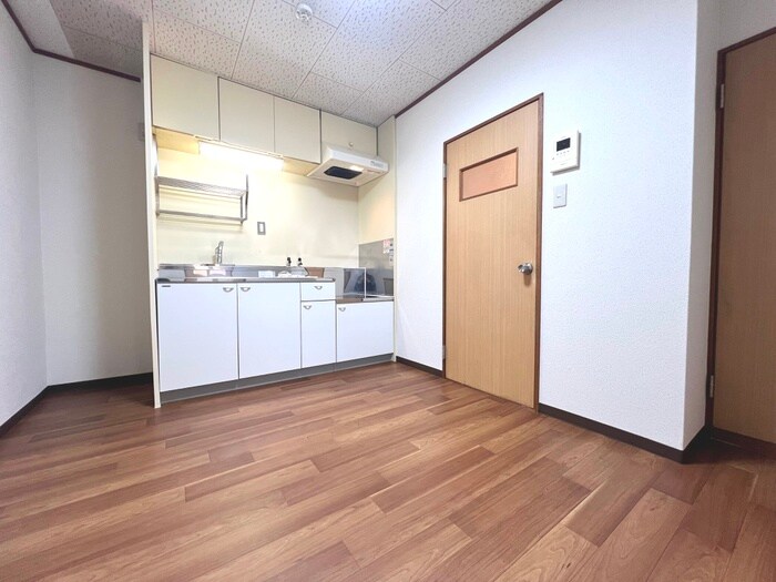 物件内観写真7　(居室)