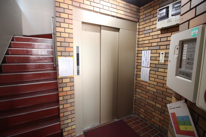 物件外観写真6　(建物設備)