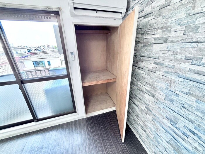 物件内観写真11　(収納)