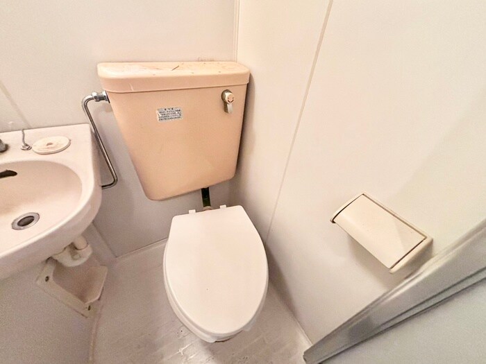 物件内観写真15　(トイレ)