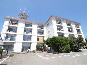 なぎさマンション外観写真