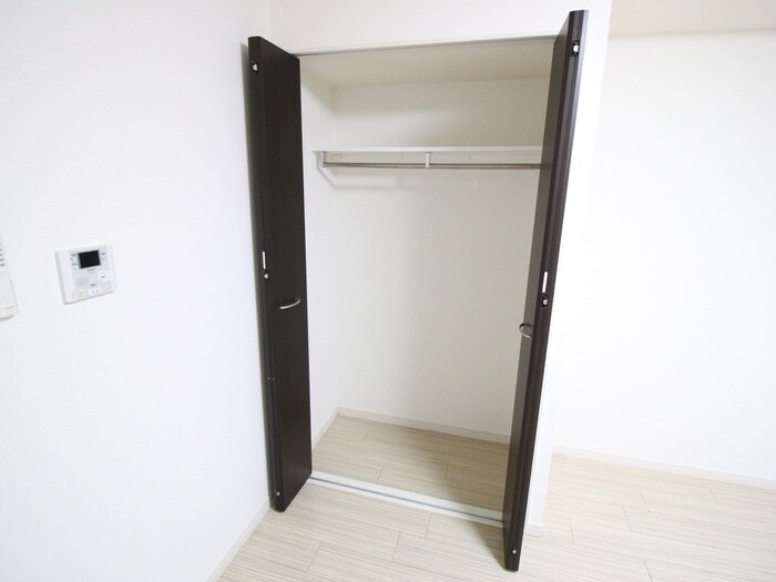 物件内観写真6　(収納)