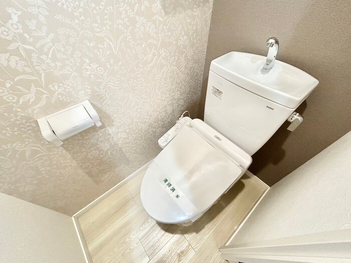 物件内観写真13　(トイレ)