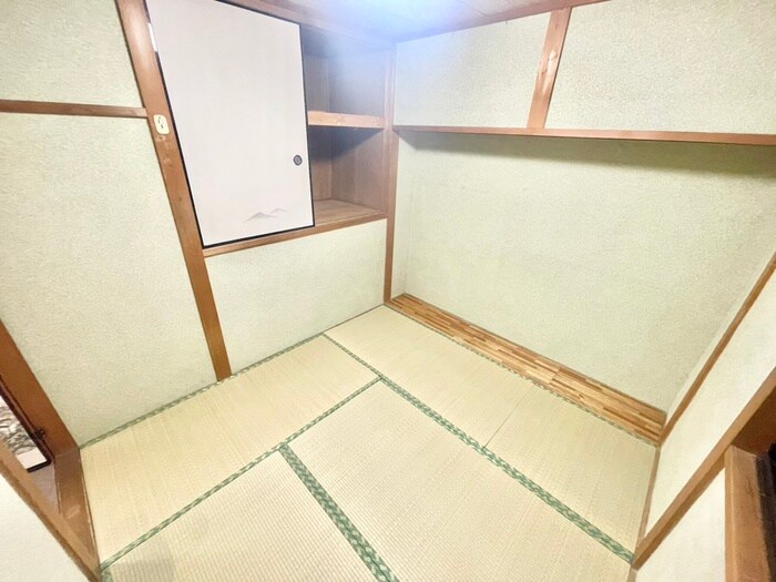 物件内観写真15　(収納)