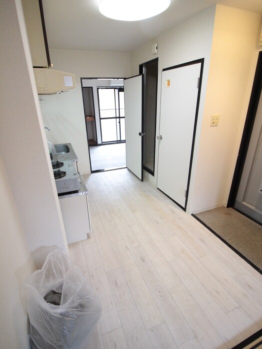 物件内観写真8　(居室)