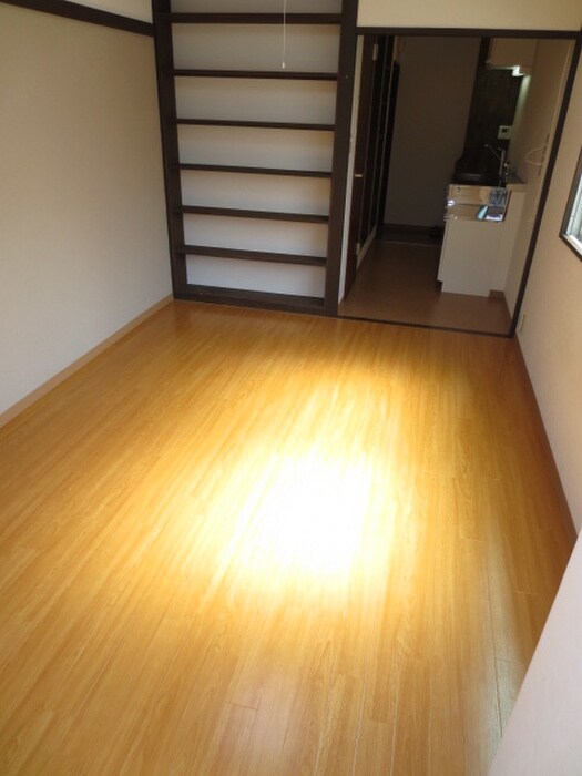 物件内観写真12　(居室)