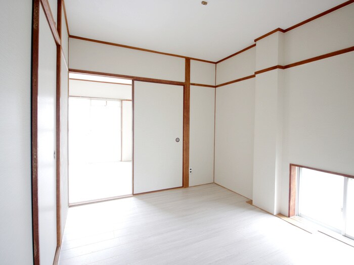 物件内観写真9　(居室)