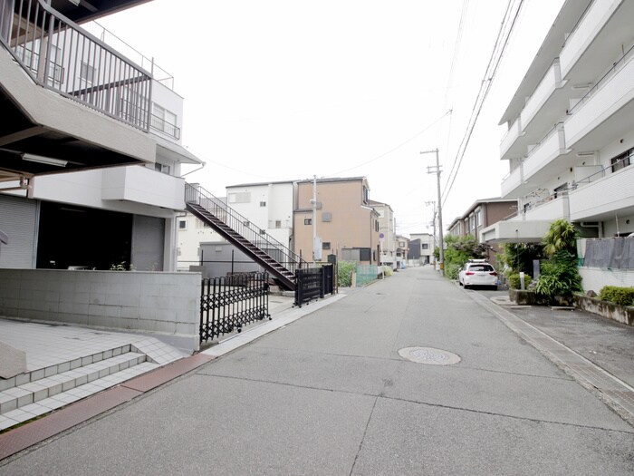 物件外観写真6　(周辺環境)