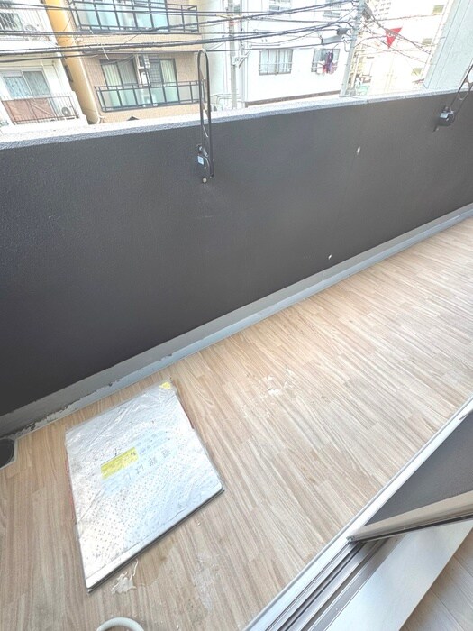 物件内観写真16　(ベランダ・バルコニー)