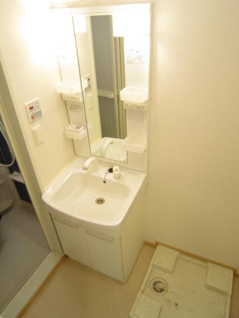 物件内観写真15　(洗面)