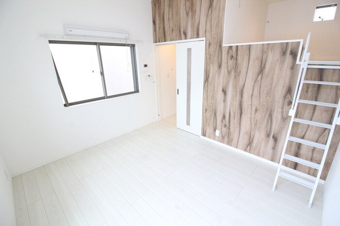 物件内観写真8　(居室)