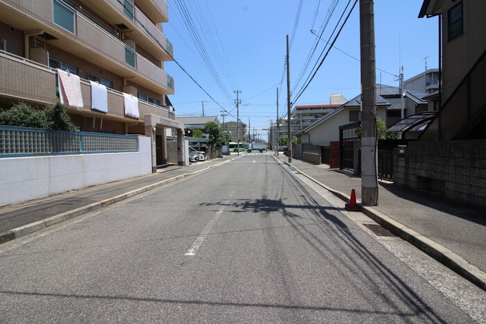 物件外観写真6　(周辺環境)