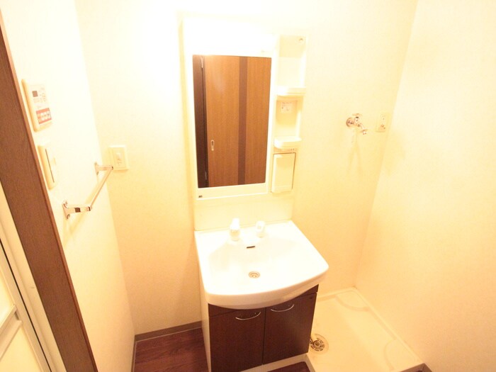 物件内観写真12　(洗面)