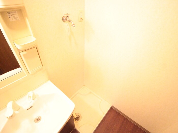 物件内観写真21　(洗濯機置場)