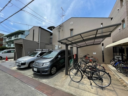 小林スイ－トマンション外観写真