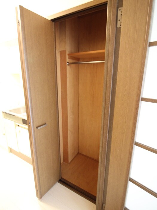 物件内観写真11　(収納)