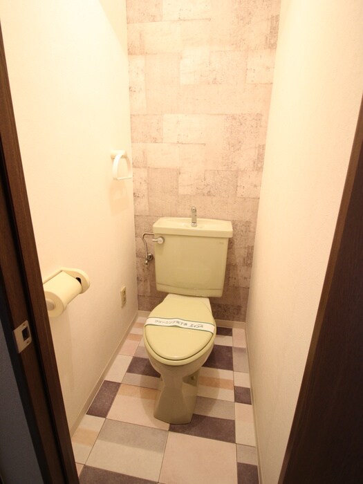 物件内観写真12　(トイレ)