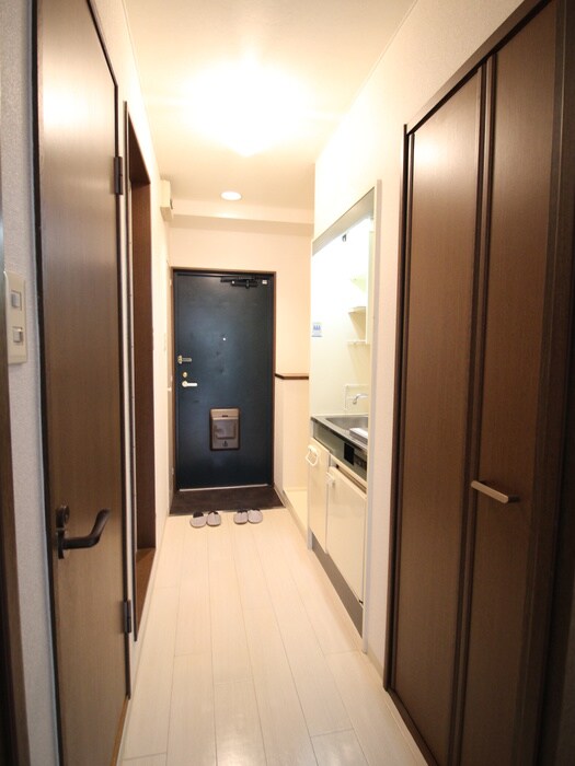 物件内観写真17　(廊下)