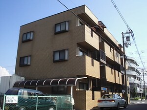 ハイムーン外観写真