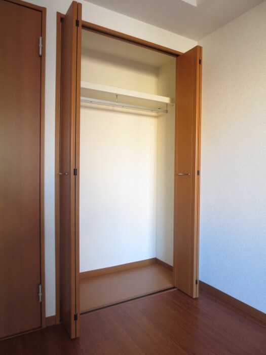 物件内観写真10　(収納)