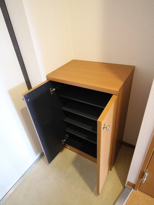 物件内観写真15　(靴箱)