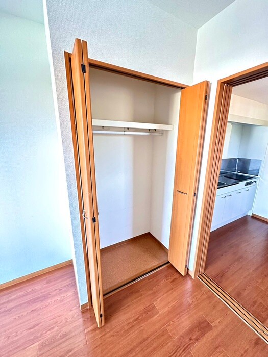 物件内観写真13　(収納)