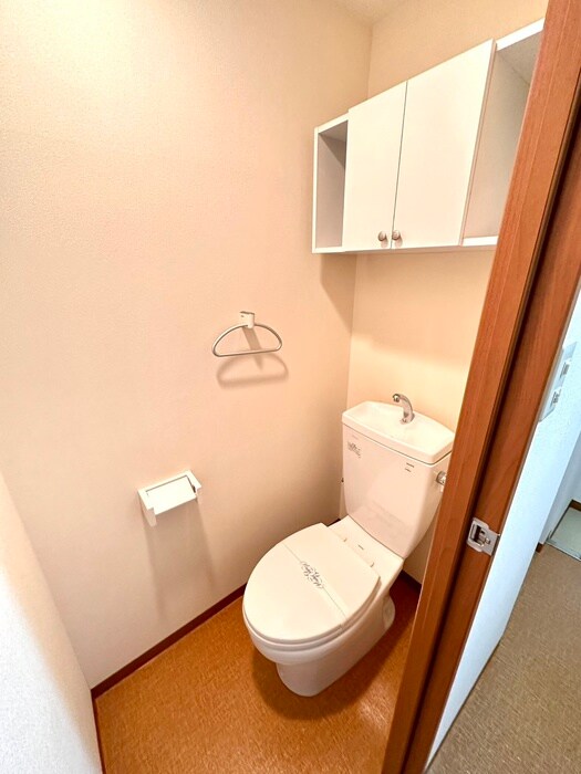 物件内観写真13　(トイレ)