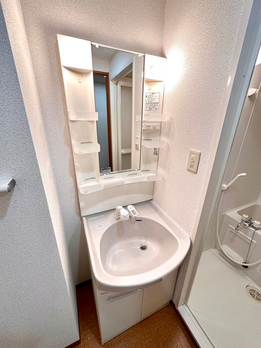 物件内観写真14　(靴箱)