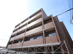 ヘラクレス円町外観写真