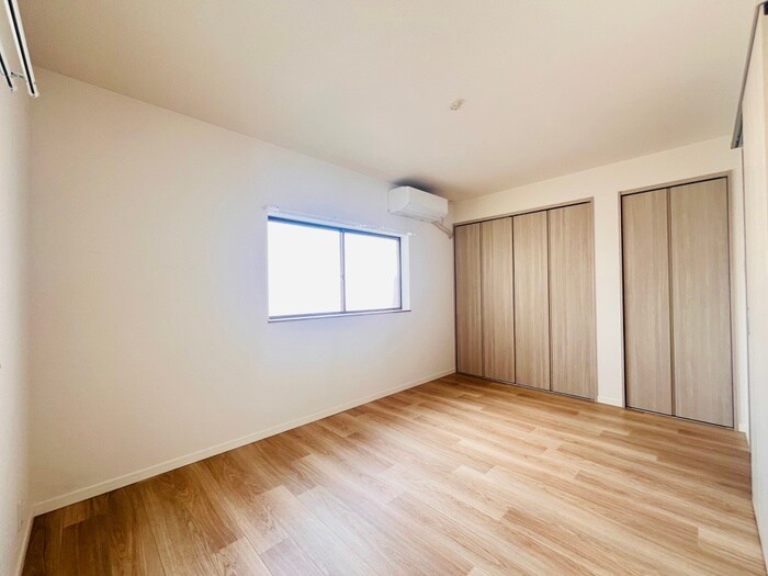 物件内観写真22　(居室)