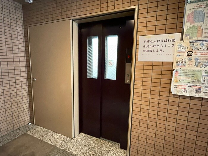 物件外観写真6　(建物設備)