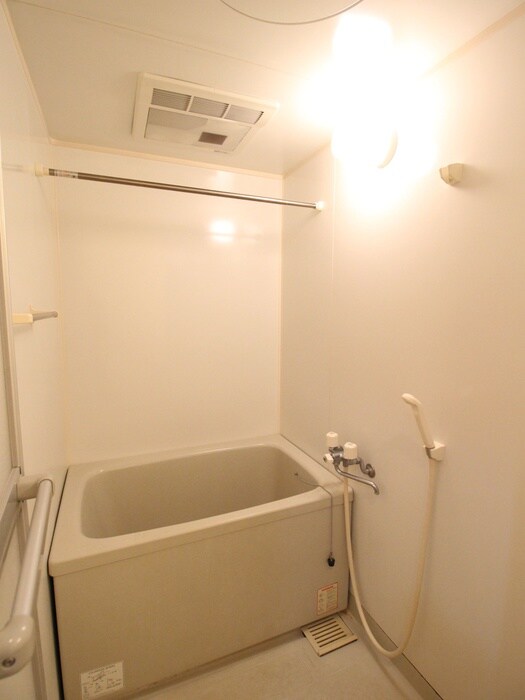 物件内観写真12　(バス／シャワールーム等)