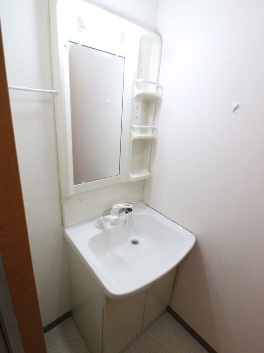 物件内観写真13　(洗面)